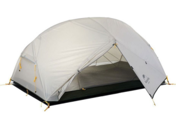 Rekomendasi Tenda Camping Untuk Berjumlah 4 Orang
